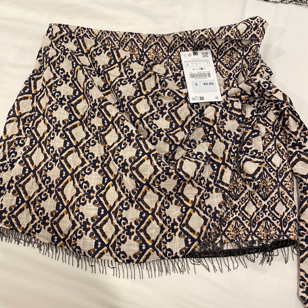 New with tags Zara mini skirt